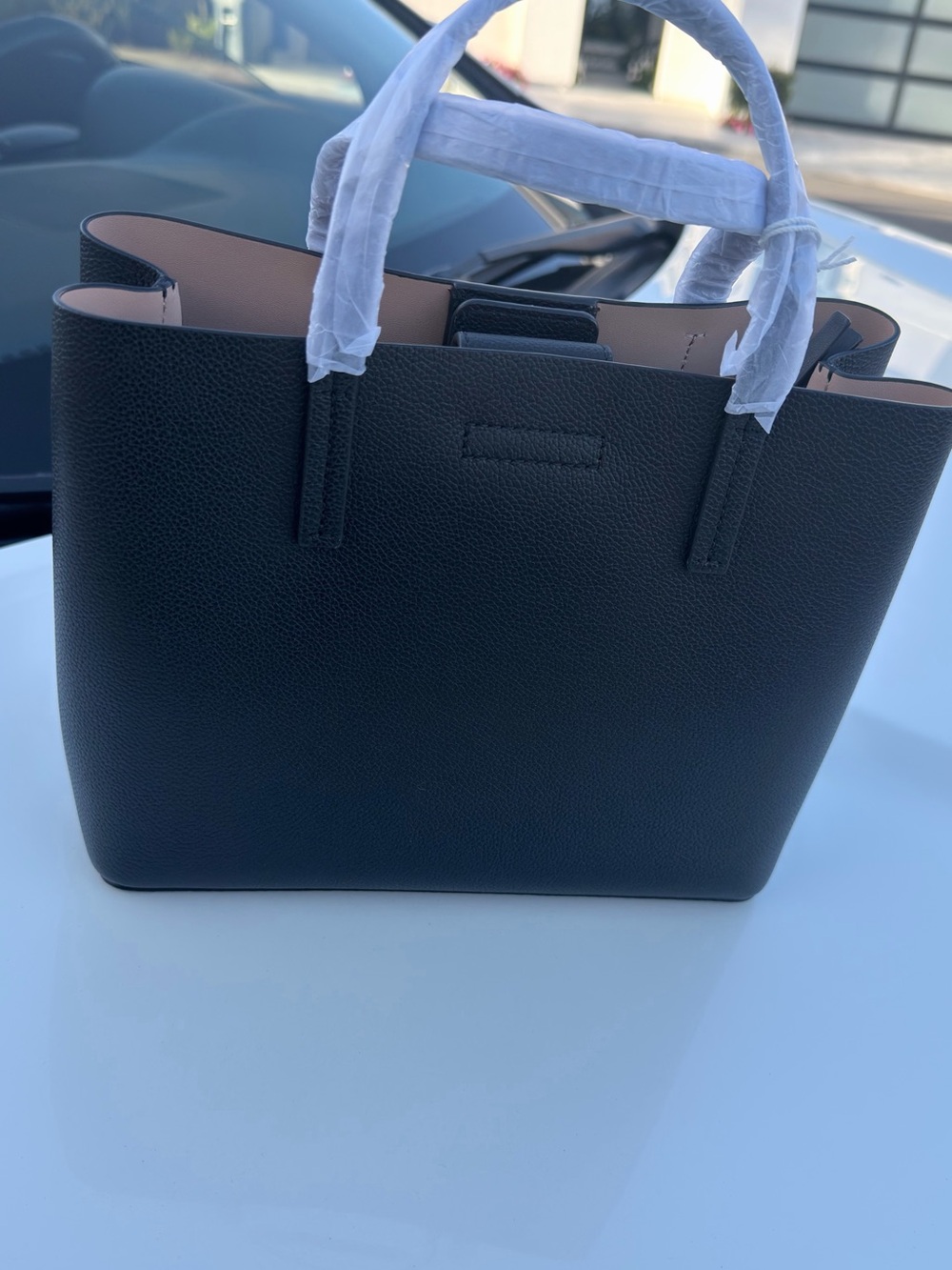 Tory Burch Black Pebbled Leather Crossbody Tote with Gold Logo - Picture 3 of 6